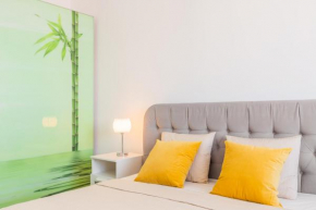 Lovely apartment with view and free parking
